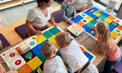 Cubetto aan tafel bovenaanzicht